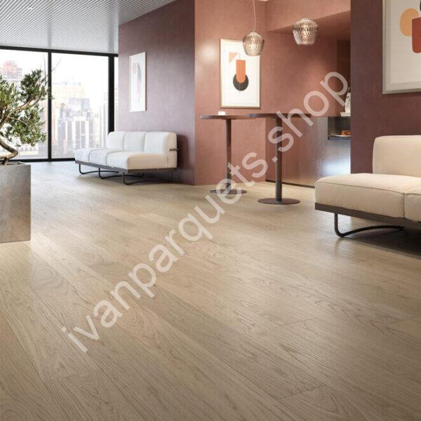 Berti Essential Sand parquet prefinito in rovere chiaro spazzolato