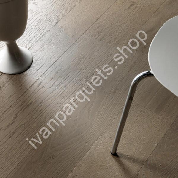 Parquet in rovere Berti Essential Cloud dalla tonalità chiara