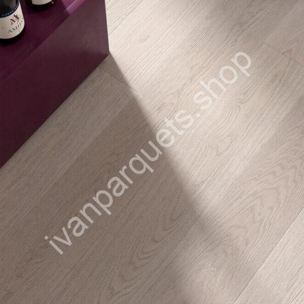 Parquet in rovere grigio Berti Essential Nebula con superficie spazzolata