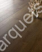 Parquet in rovere scuro Berti Essential Moka con venature spazzolate